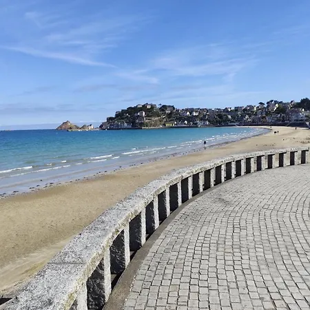 Aux Trois Palmiers